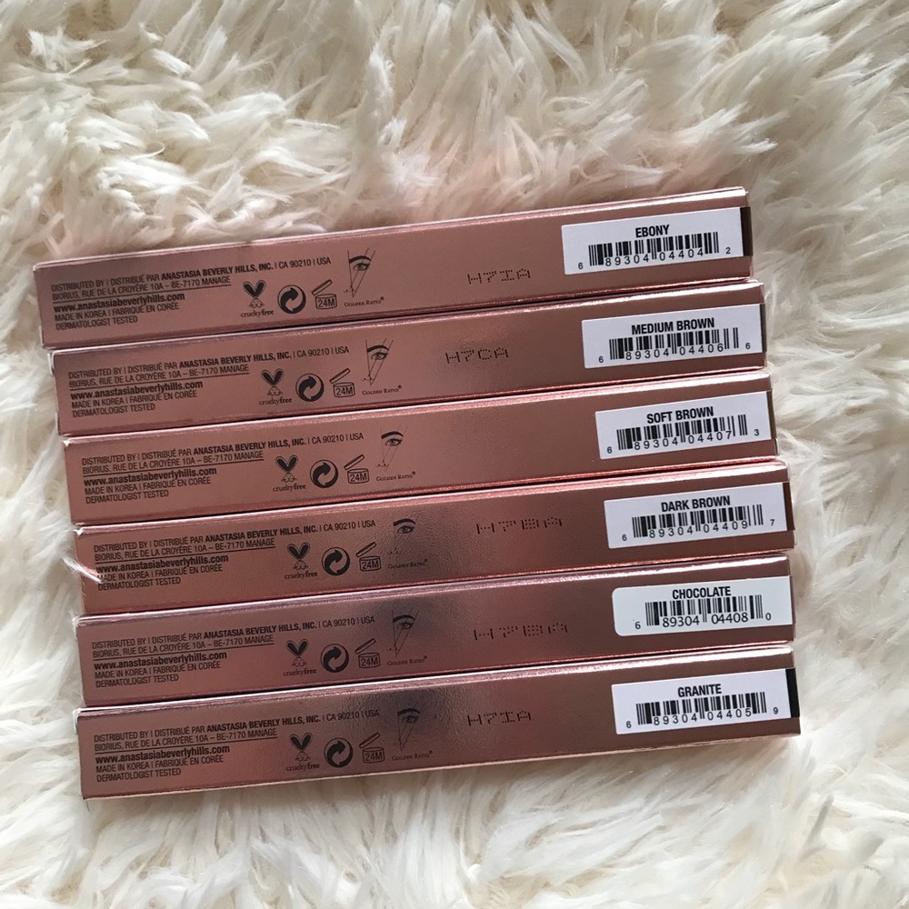 Anastasia Beverly Hills Brow Definer Pencil - Picture 3 of 3
